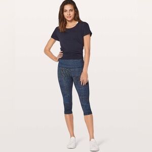 Lululemon Wunder Under Hi-Rise 1/2 Tight 17" Linear Flux Battleship Women's 4